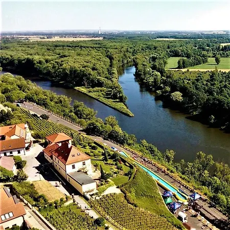 Dům V Podzámčí * Mělník