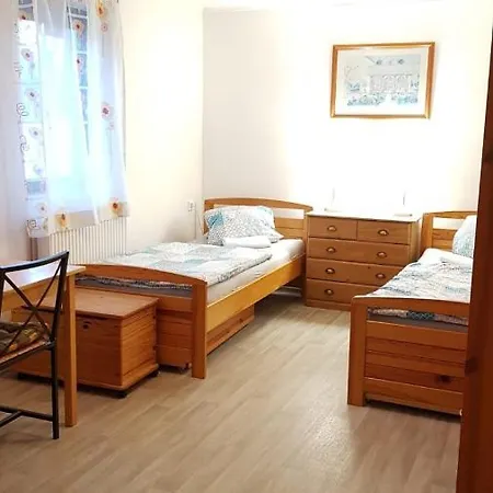 Apartment Dum V Podzamci Mělník