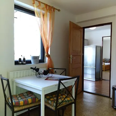 Dum V Podzamci Apartment *